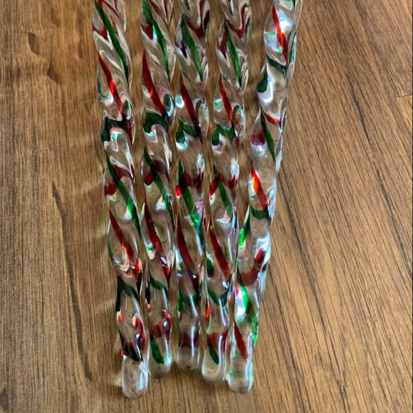 70’s Christmas Icicles 18” - Picture 5 of 12